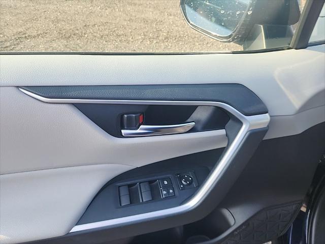 used 2020 Toyota RAV4 Hybrid car, priced at $26,489
