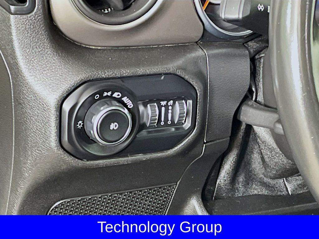 used 2021 Jeep Wrangler Unlimited car, priced at $21,508