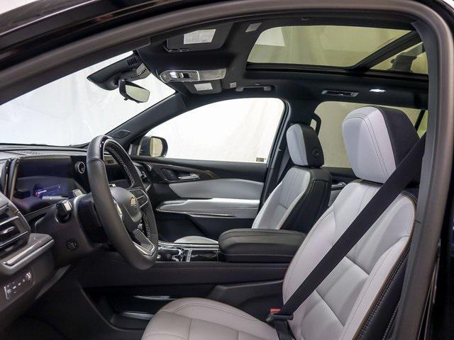 new 2025 Chevrolet Traverse car, priced at $61,399