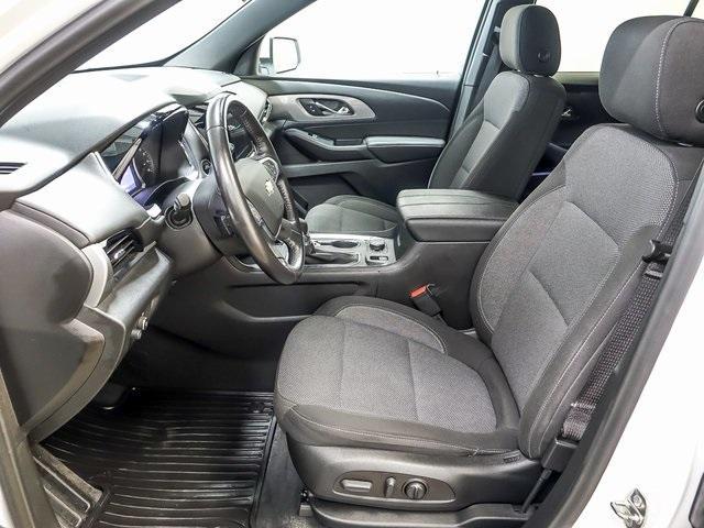 used 2022 Chevrolet Traverse car, priced at $28,371