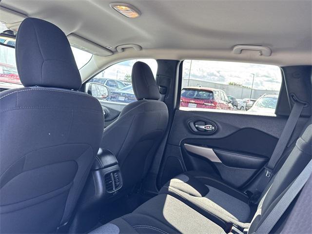 used 2018 Jeep Cherokee car, priced at $12,737