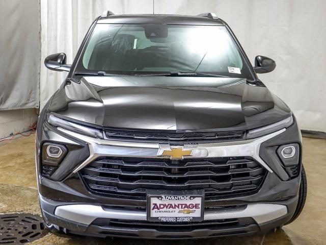 new 2025 Chevrolet TrailBlazer car, priced at $28,825