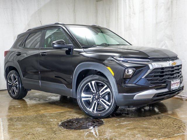 new 2025 Chevrolet TrailBlazer car, priced at $28,825