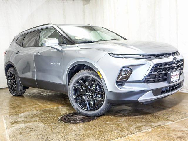 new 2025 Chevrolet Blazer car, priced at $45,978