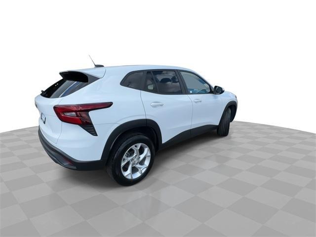 used 2024 Chevrolet Trax car, priced at $22,668