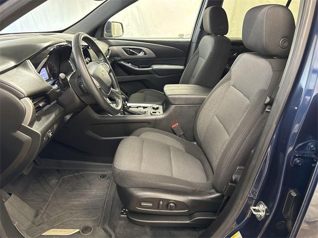 used 2023 Chevrolet Traverse car, priced at $27,561