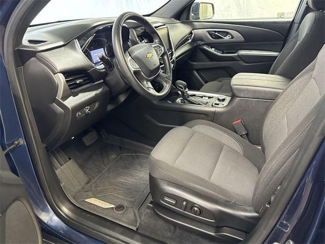 used 2023 Chevrolet Traverse car, priced at $27,561