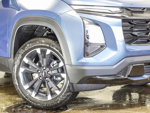 new 2026 Chevrolet Equinox car, priced at $32,999