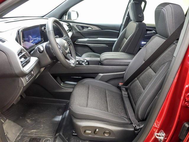 new 2026 Chevrolet Traverse car, priced at $42,195