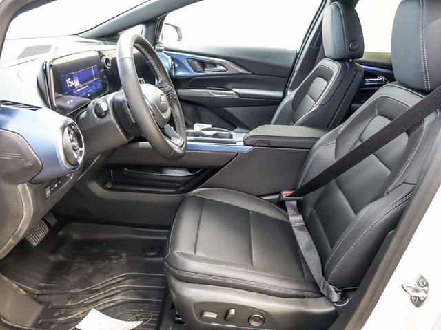 new 2025 Chevrolet Equinox EV car, priced at $33,440