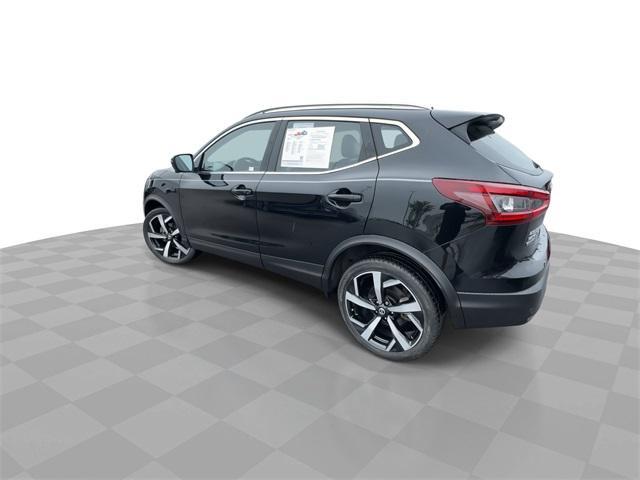 used 2022 Nissan Rogue Sport car, priced at $21,544