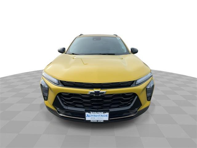 used 2025 Chevrolet Trax car, priced at $20,971