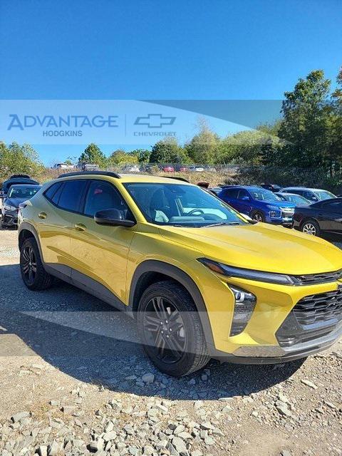 used 2025 Chevrolet Trax car, priced at $21,357