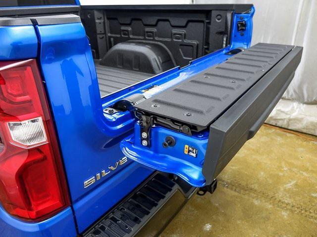 new 2025 Chevrolet Silverado 1500 car, priced at $60,536