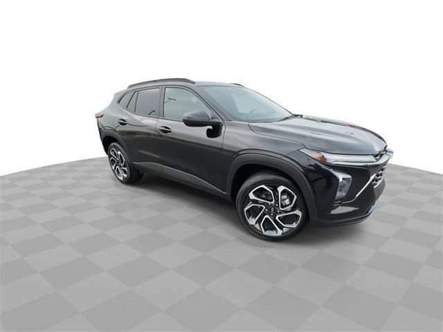 used 2025 Chevrolet Trax car, priced at $23,444