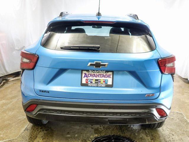 new 2025 Chevrolet Trax car, priced at $27,680