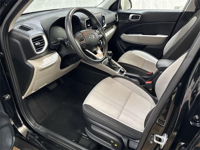used 2025 Hyundai Venue car, priced at $18,281