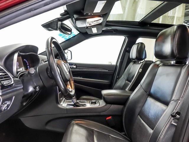 used 2021 Jeep Grand Cherokee car, priced at $29,347