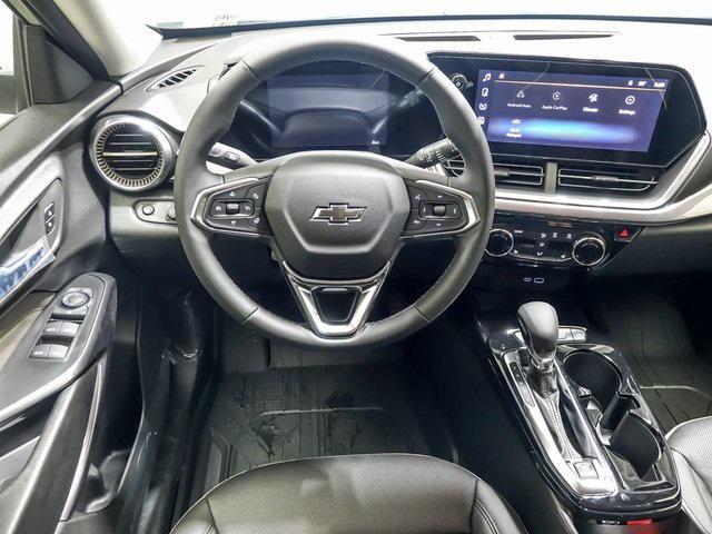 new 2025 Chevrolet Trax car, priced at $25,990