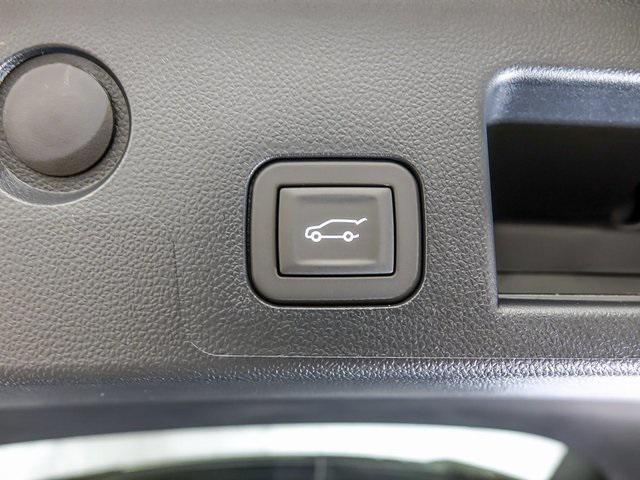 new 2026 Chevrolet Equinox car, priced at $32,999