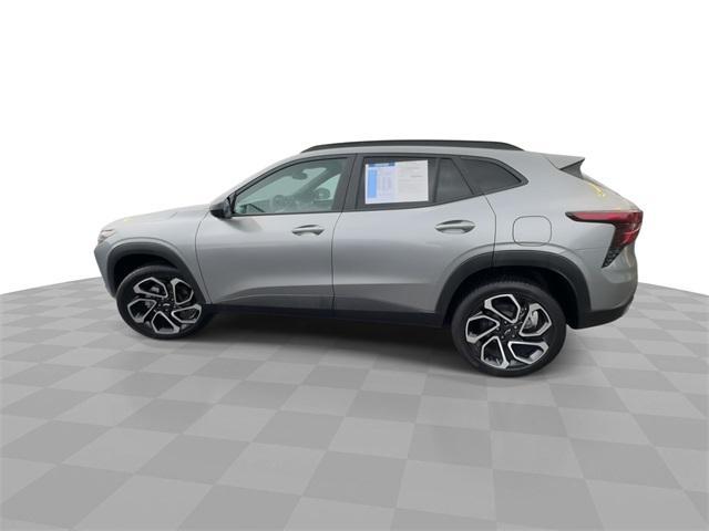 used 2025 Chevrolet Trax car, priced at $24,279