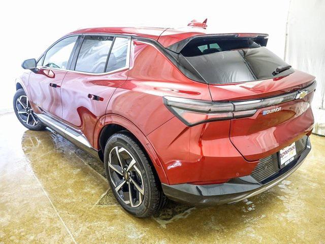 new 2025 Chevrolet Equinox EV car, priced at $33,585