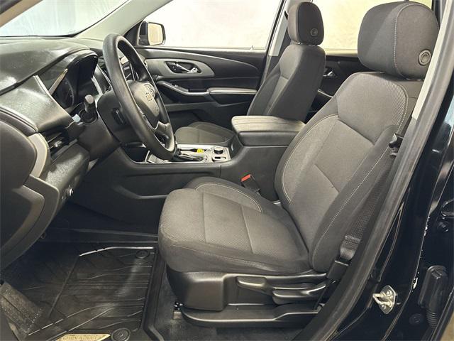 used 2021 Chevrolet Traverse car, priced at $15,785