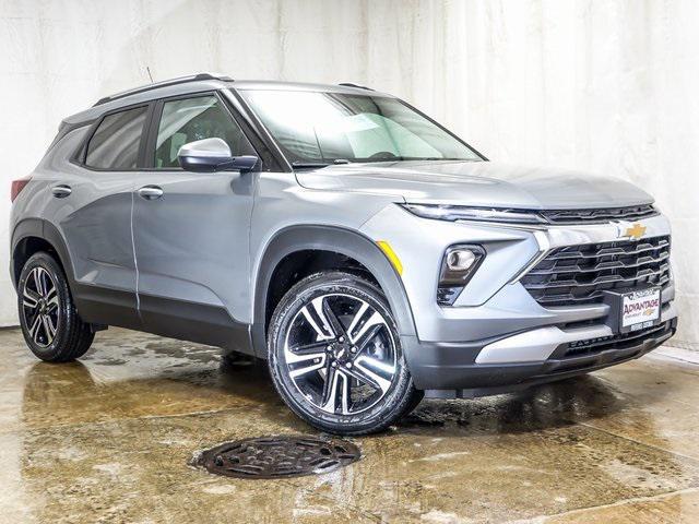 new 2025 Chevrolet TrailBlazer car, priced at $27,446