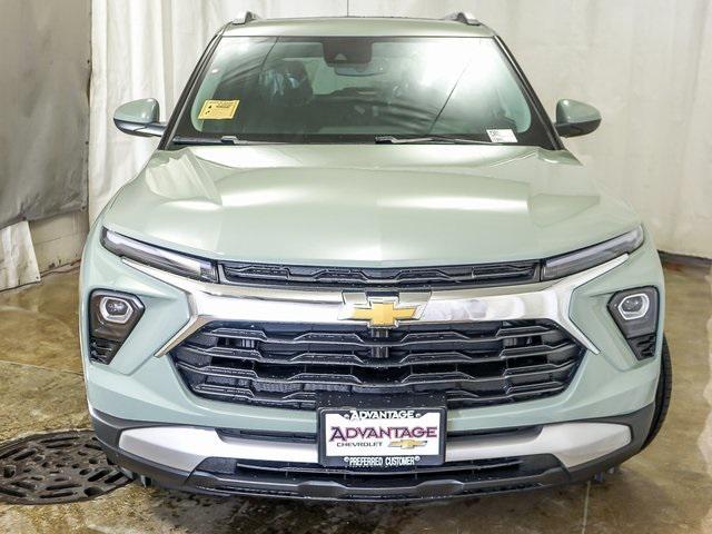 new 2025 Chevrolet TrailBlazer car, priced at $29,380