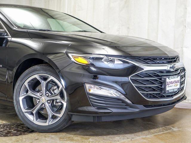 new 2025 Chevrolet Malibu car, priced at $27,639