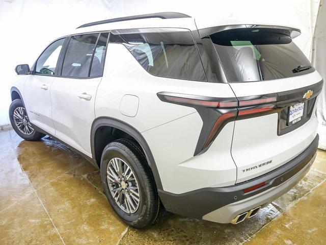 new 2025 Chevrolet Traverse car, priced at $41,110