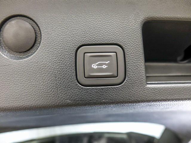 new 2026 Chevrolet Equinox car, priced at $32,895