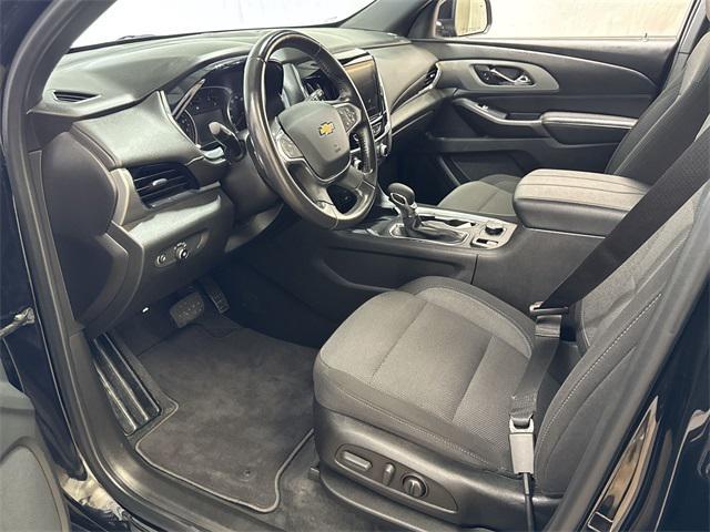 used 2022 Chevrolet Traverse car, priced at $26,471