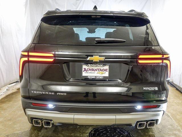 new 2026 Chevrolet Traverse car, priced at $44,195