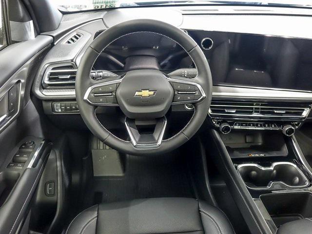 new 2026 Chevrolet Traverse car, priced at $44,195