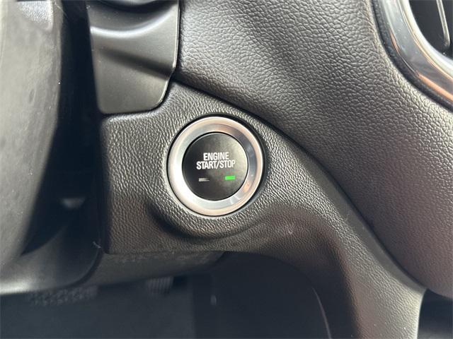 used 2022 Chevrolet Equinox car, priced at $18,971