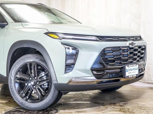 new 2025 Chevrolet Trax car, priced at $25,990