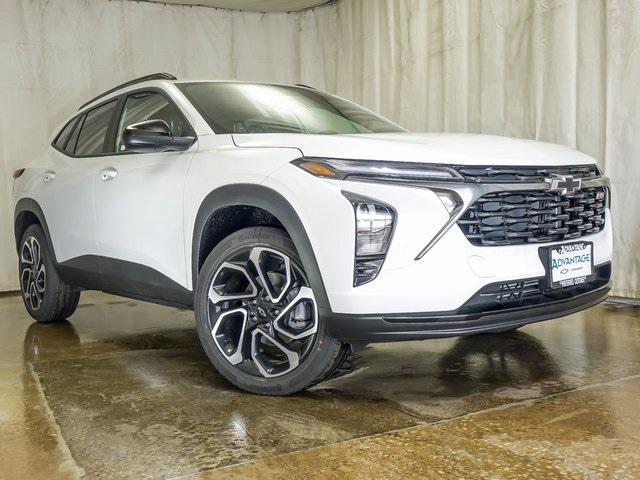 new 2025 Chevrolet Trax car, priced at $25,975