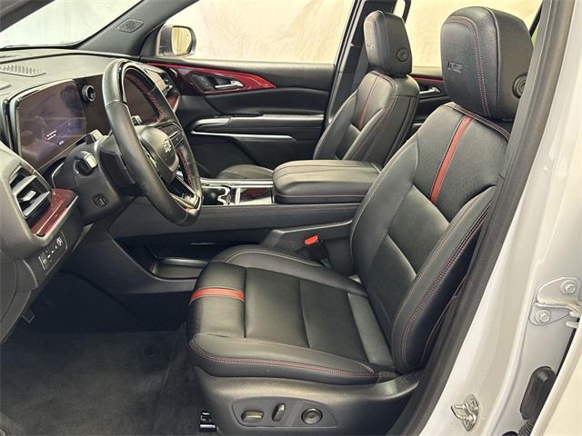 used 2024 Chevrolet Traverse car, priced at $51,839