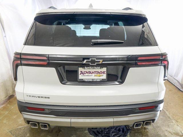 new 2026 Chevrolet Traverse car, priced at $41,895
