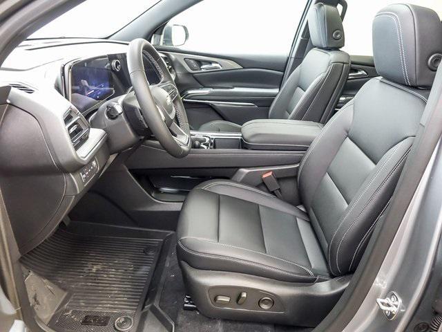 new 2025 Chevrolet Traverse car, priced at $48,495