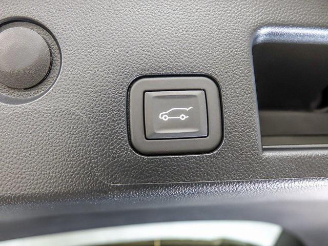 new 2026 Chevrolet Equinox car, priced at $33,640