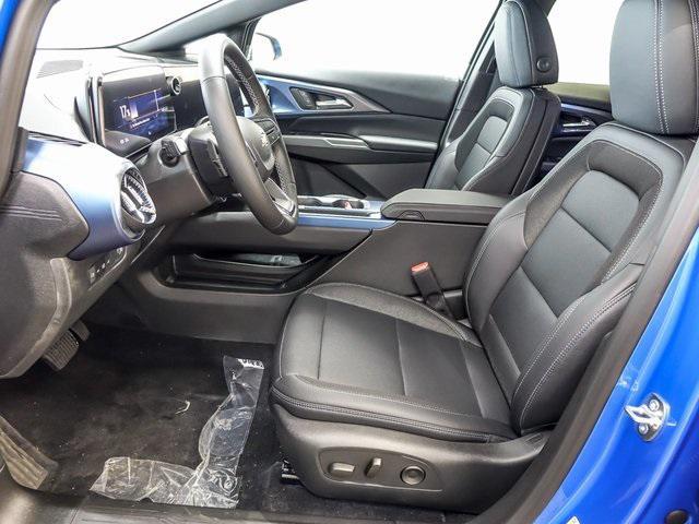 new 2025 Chevrolet Equinox EV car, priced at $43,590