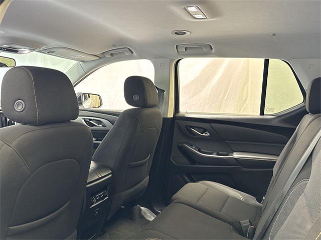 used 2021 Chevrolet Traverse car, priced at $18,971