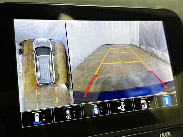 used 2022 Chevrolet Equinox car, priced at $19,270