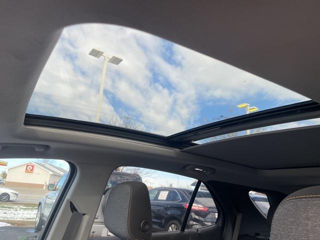 used 2022 Chevrolet Equinox car, priced at $19,809