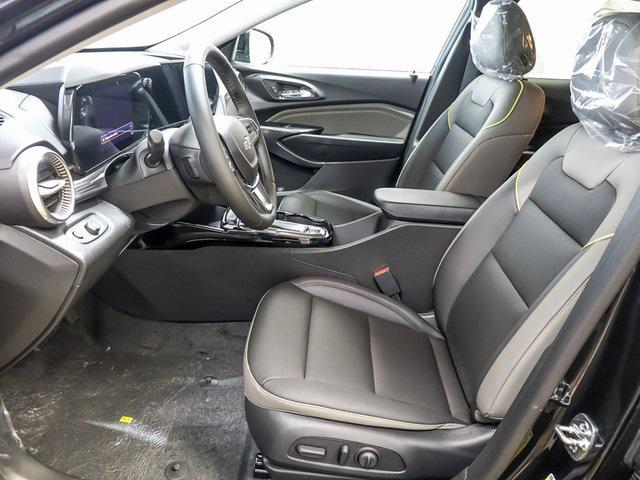 new 2025 Chevrolet Trax car, priced at $26,940