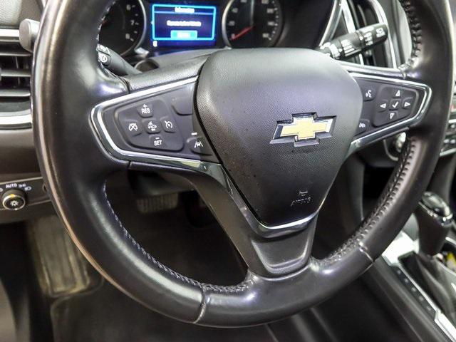 used 2020 Chevrolet Equinox car, priced at $19,361
