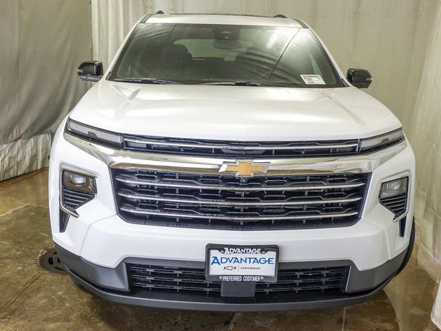 new 2025 Chevrolet Traverse car, priced at $44,500