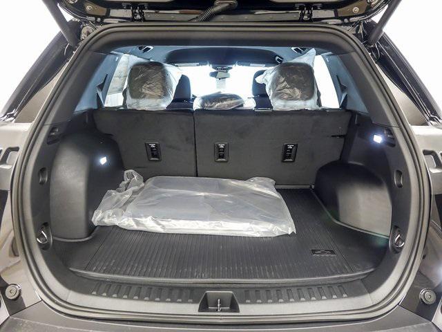 new 2026 Chevrolet Equinox car, priced at $31,995